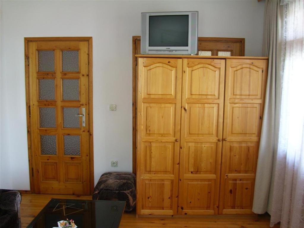 Guest House Villa Katty Μπαλτσίκ Δωμάτιο φωτογραφία