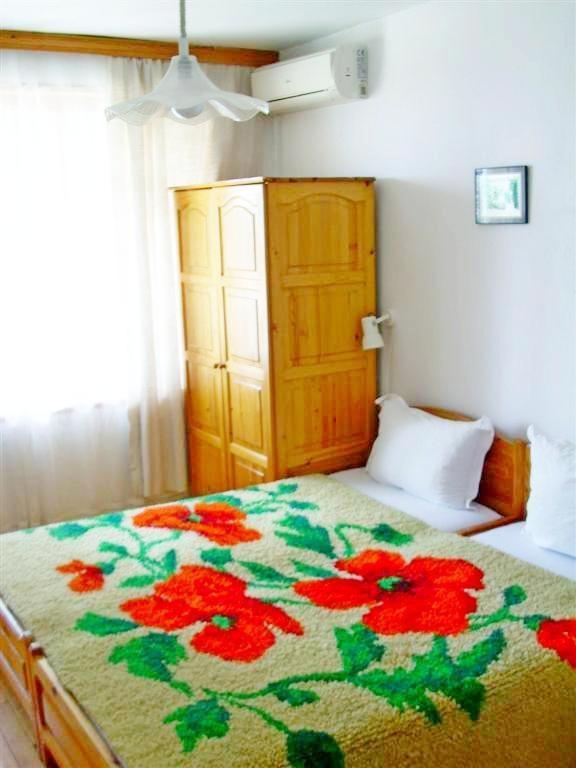 Guest House Villa Katty Μπαλτσίκ Δωμάτιο φωτογραφία