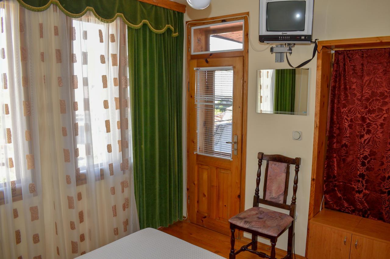 Guest House Villa Katty Μπαλτσίκ Εξωτερικό φωτογραφία
