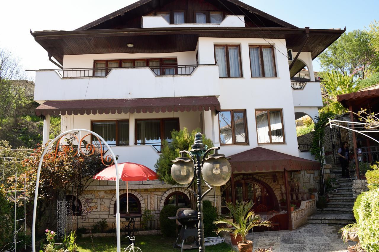 Guest House Villa Katty Μπαλτσίκ Εξωτερικό φωτογραφία